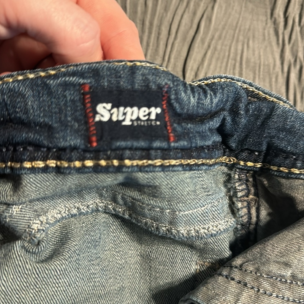 Silver Shorts - Picture 5 of 7